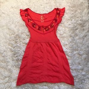 🌸✨Coral Free People shirt with sequins🌟🌺